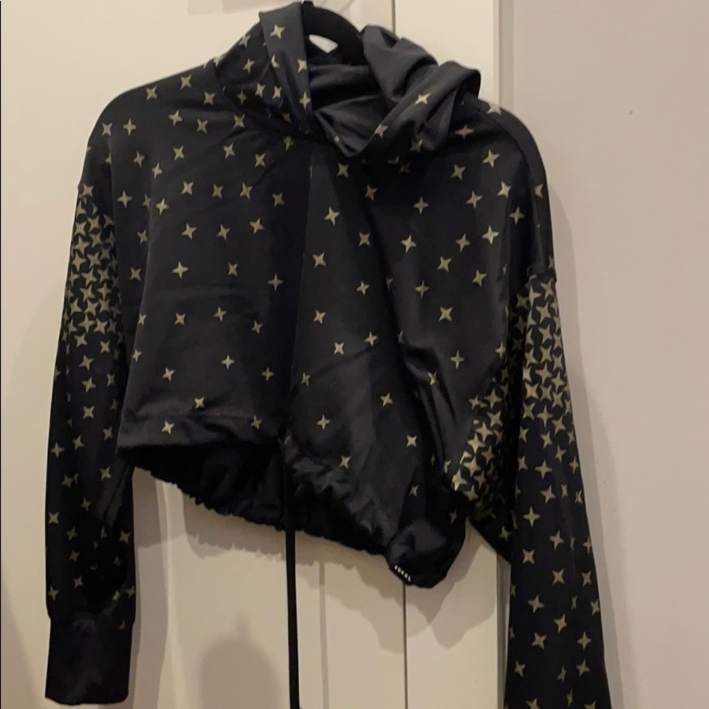 Koral star high neck crop top